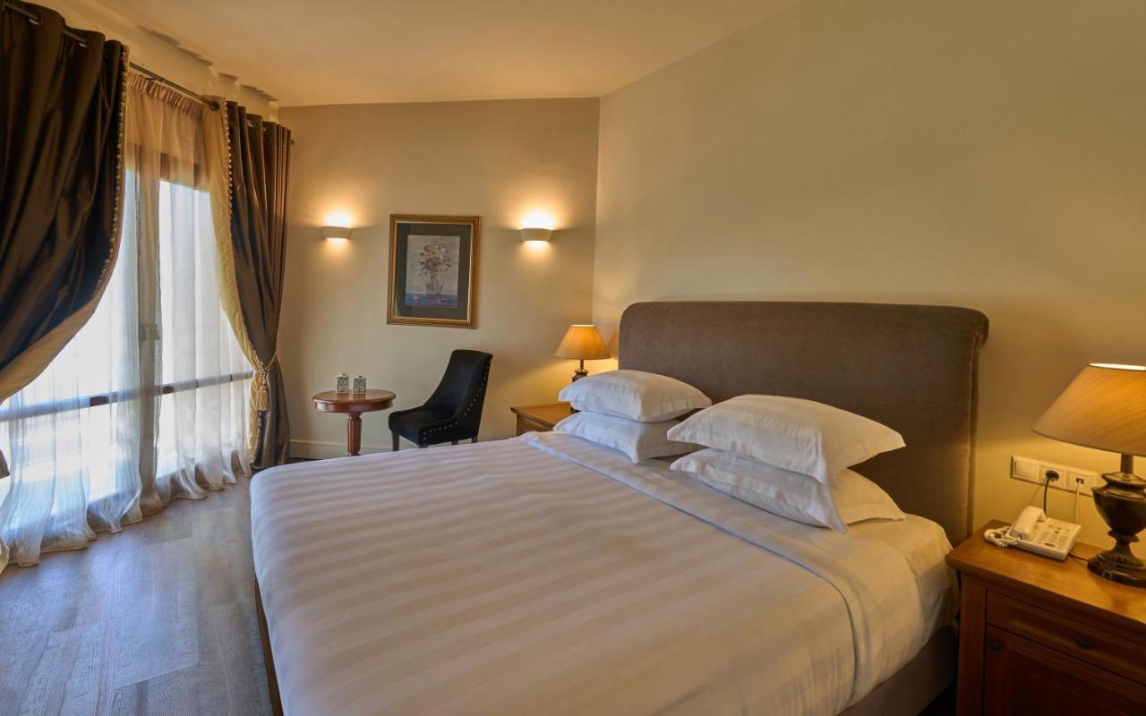 Xenia Palace Portaria Екстер'єр фото